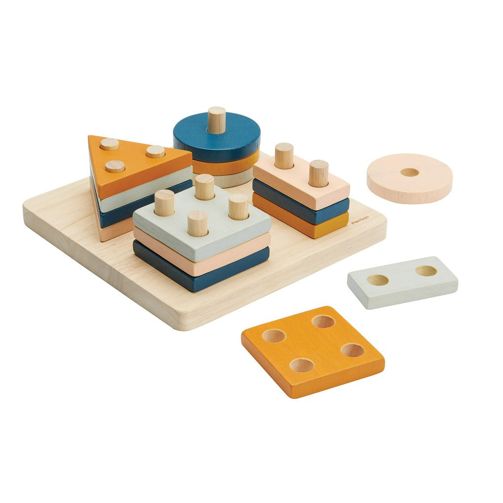 ポリックスとGEO SORTING BOARDの知育玩具 Geometric Sorting Board - Orchard – PlanToys USA