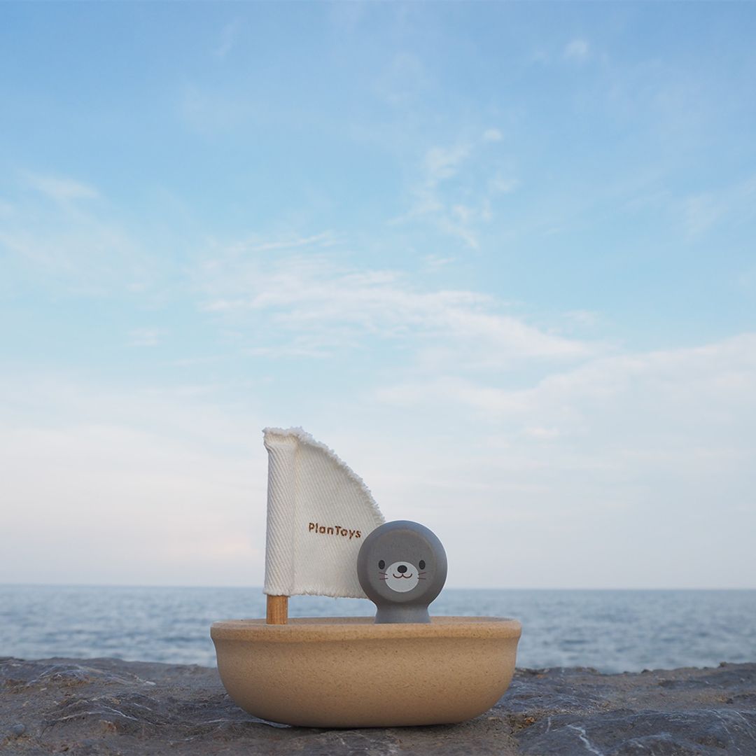 Rubber Convertible Boat Green – Curated Cradle