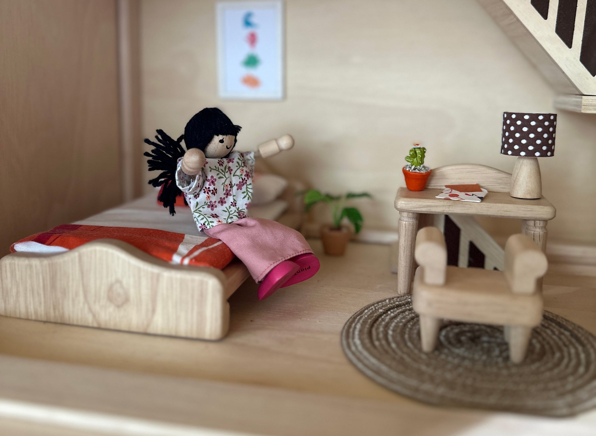 Victorian Dollhouse – PlanToys USA