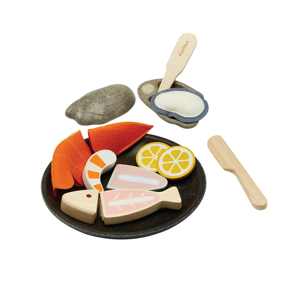 PlanToys Seafood Platter wooden toy